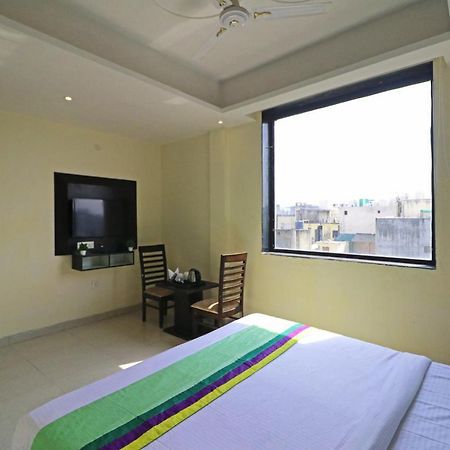 Hotel Paragon Suites 新德里 外观 照片