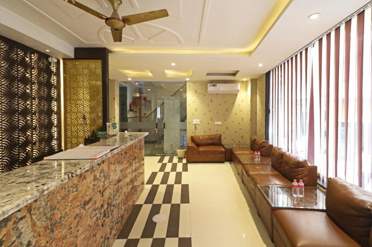 Hotel Paragon Suites 新德里 外观 照片