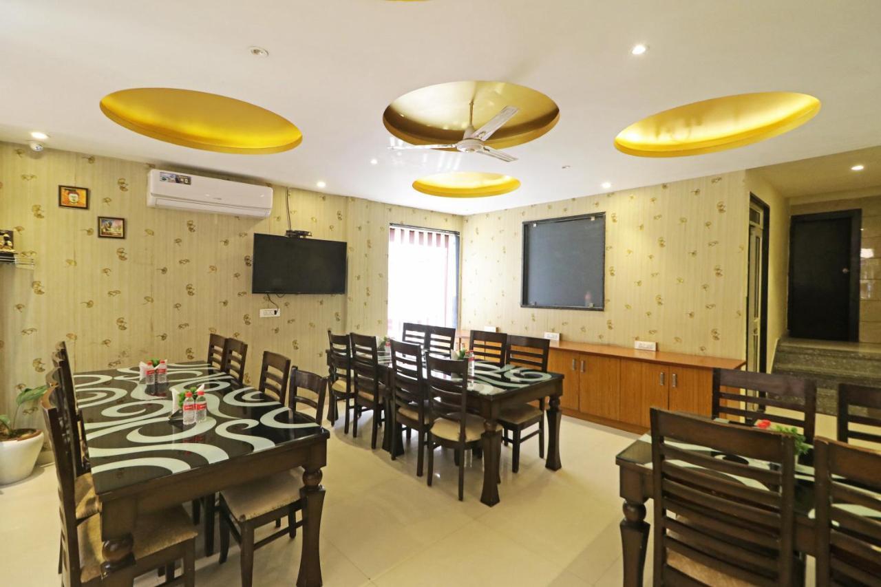 Hotel Paragon Suites 新德里 外观 照片