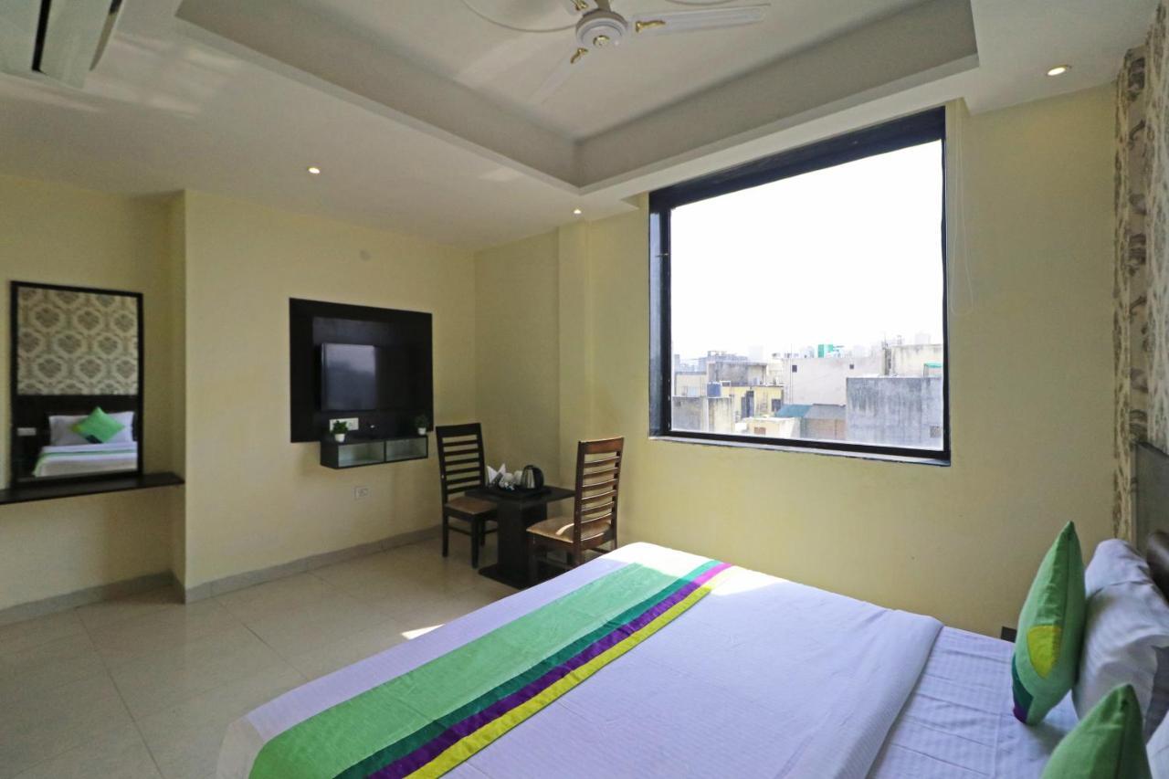 Hotel Paragon Suites 新德里 外观 照片